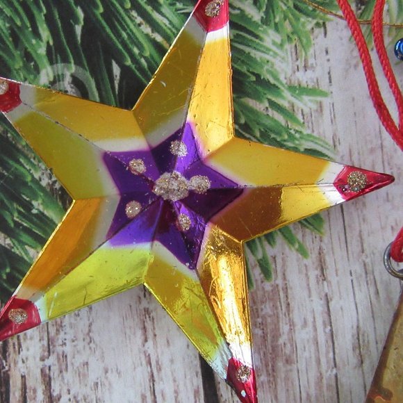 Christmas star ornaments - brass & multi colored - Picture 2 of 4